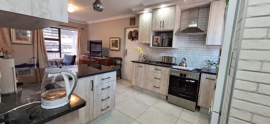 2 Bedroom Property for Sale in Dana Bay Western Cape